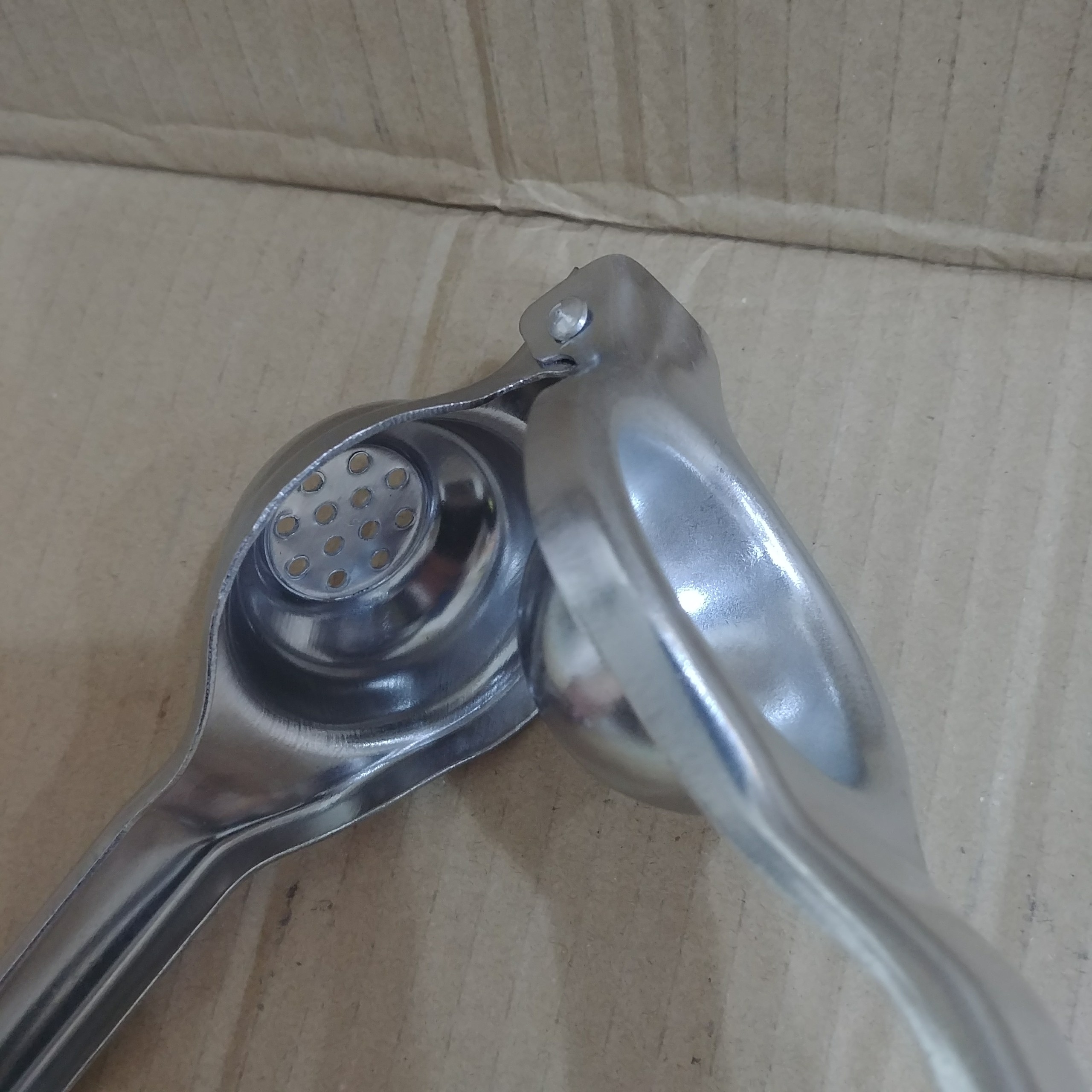[HCM]DỤNG CỤ VẮT CHANH ÉP CHANH INOX SIZE LỚN