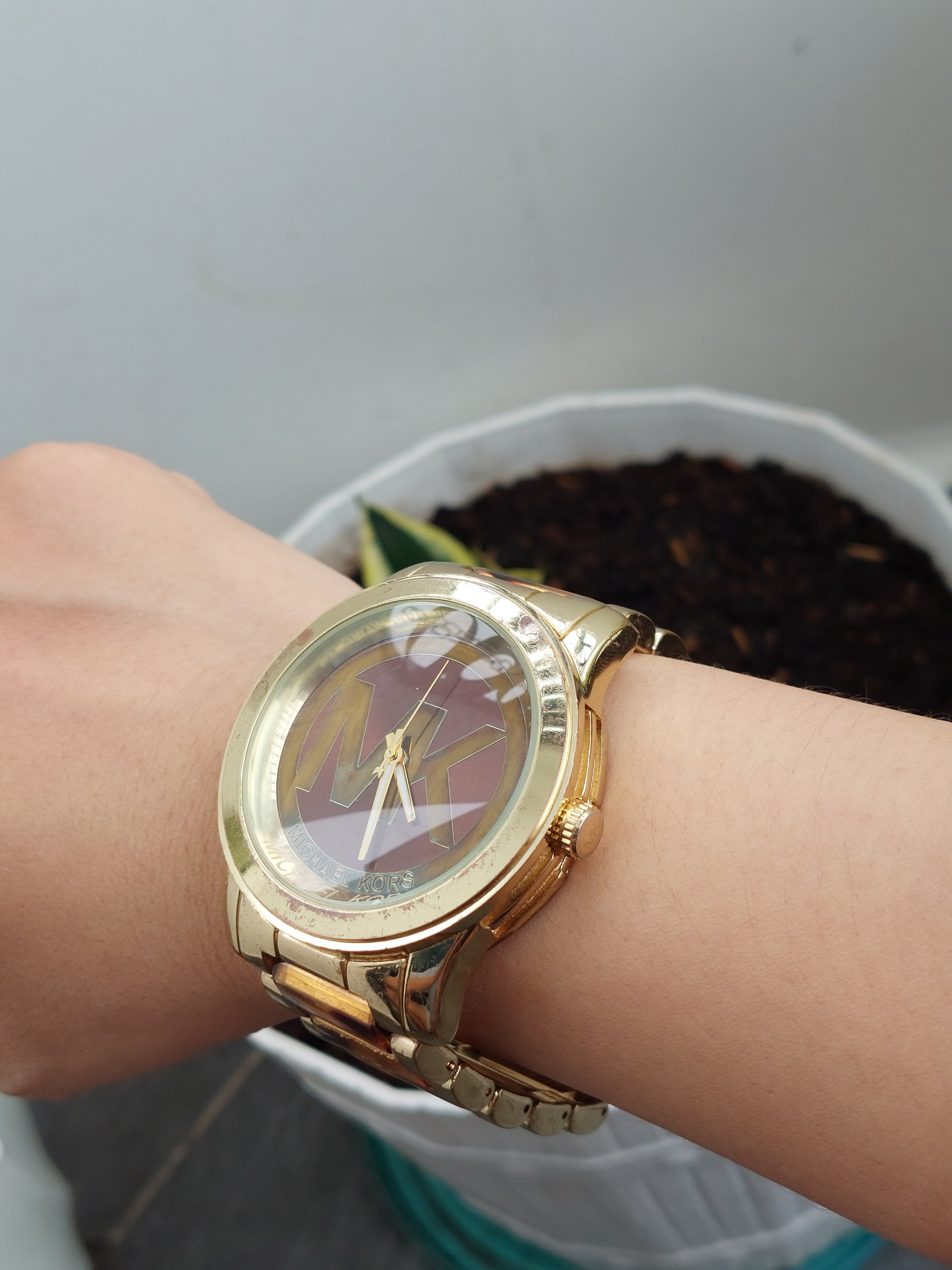 Đồng hồ nam Michael Kors chạy pin hàng Si
