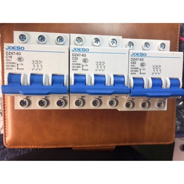 Atomat dz47-63 3 pha 6000a không chống giật