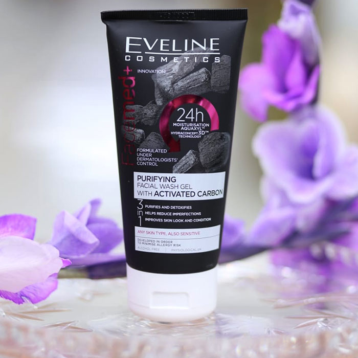 [DEAL HÈ] Sữa rửa mặt thải độc than hoạt tính Eveline Facemed+ 150ml