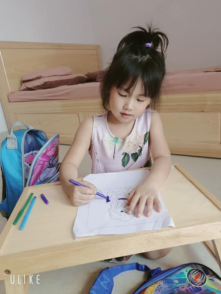 BÀN GỖ OLIVING CHÂN GẤP