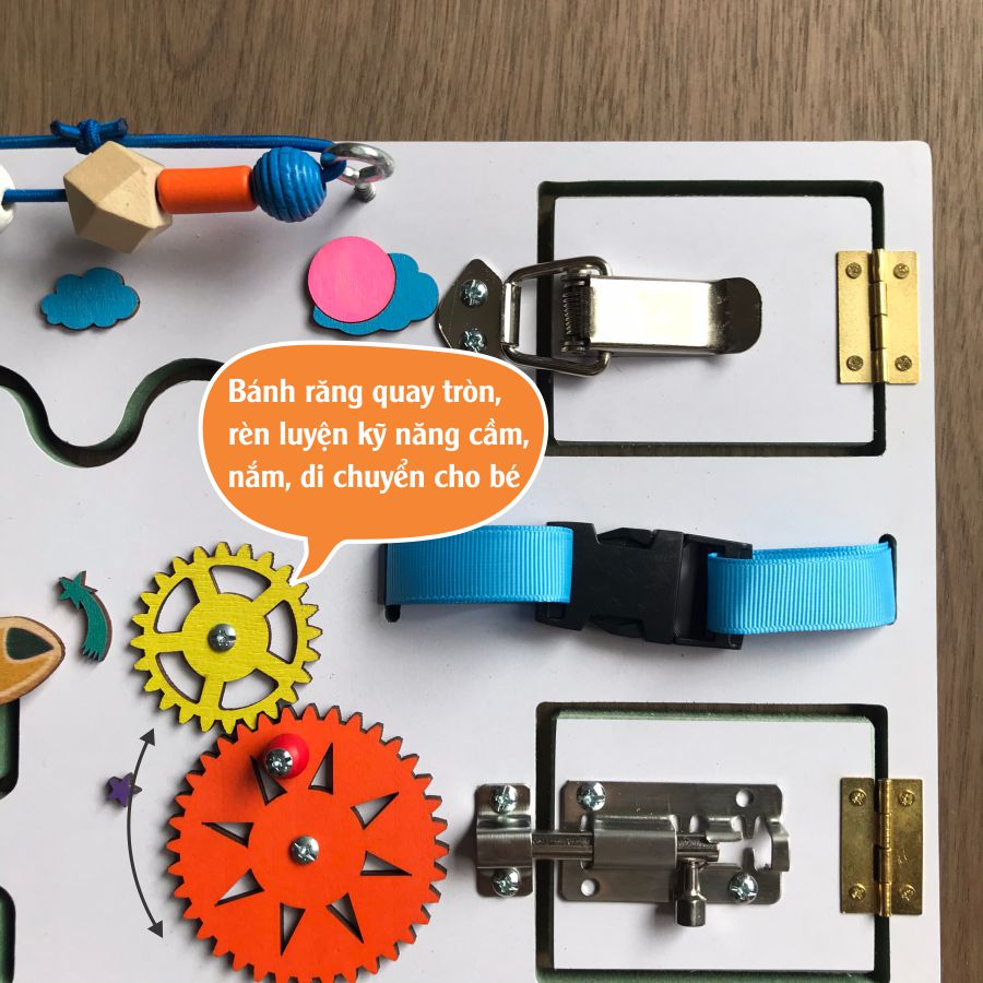 Bảng đồ chơi busy mini cho bé, nhỏ gọn