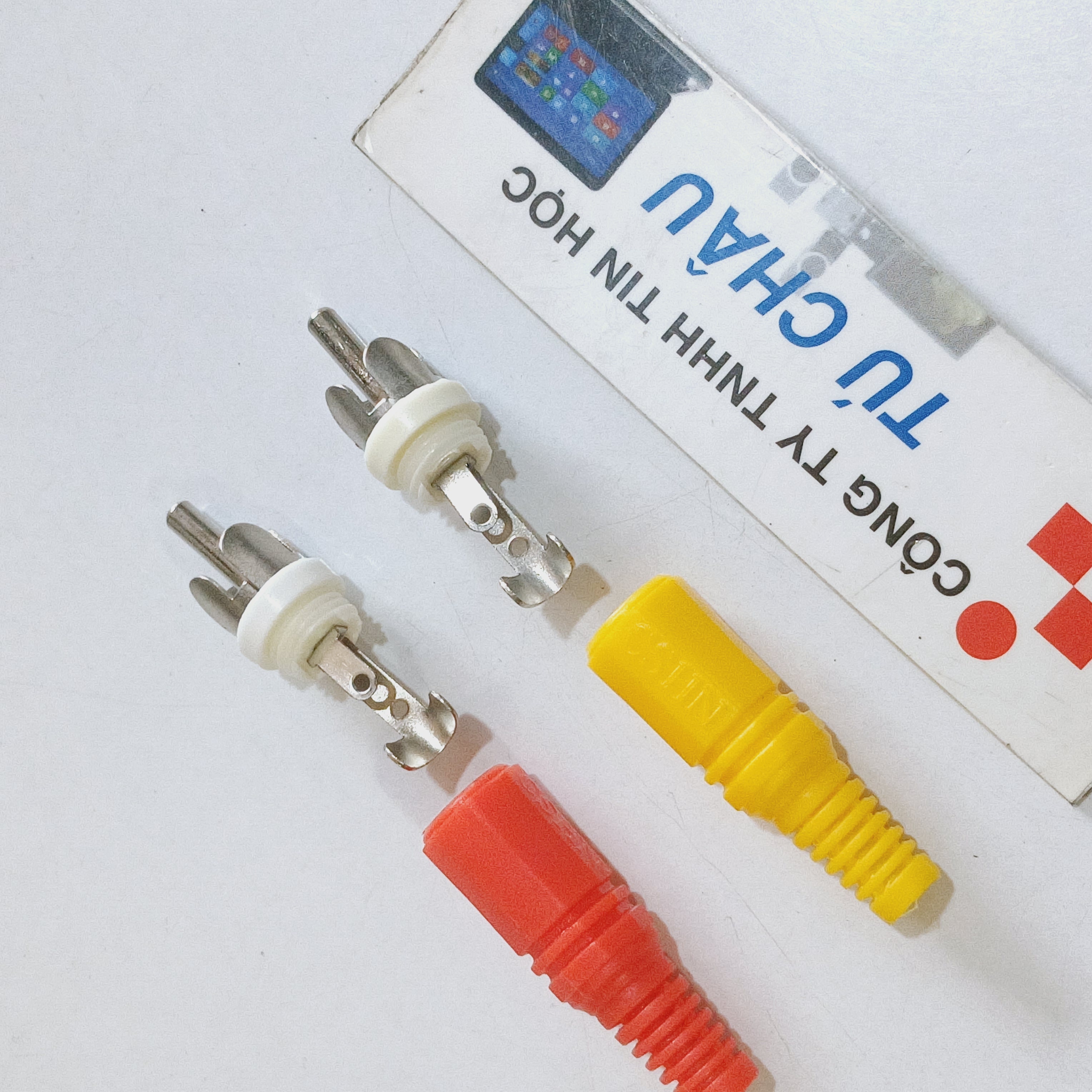 Đầu AV hàn dây / Chuẩn AV đực (1 Cặp 2 Cái)