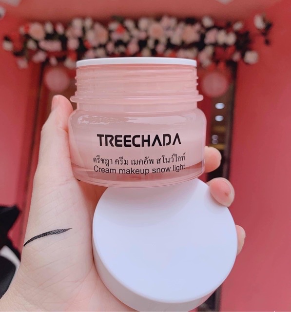 Kem makeup thần thánh Treechada thái Lan