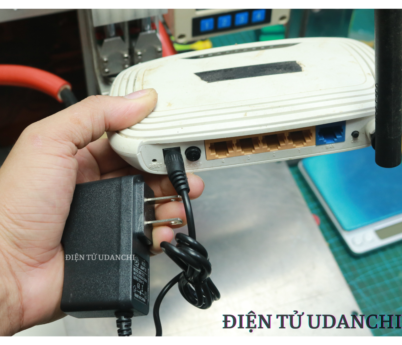 Nguồn adapter 12V-1A cho modem wifi, camera,....