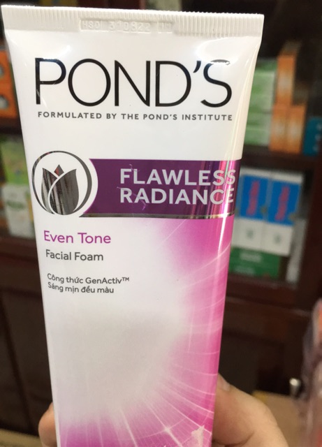 Sữa Rửa Mặt PondS Cao Cấp 100G