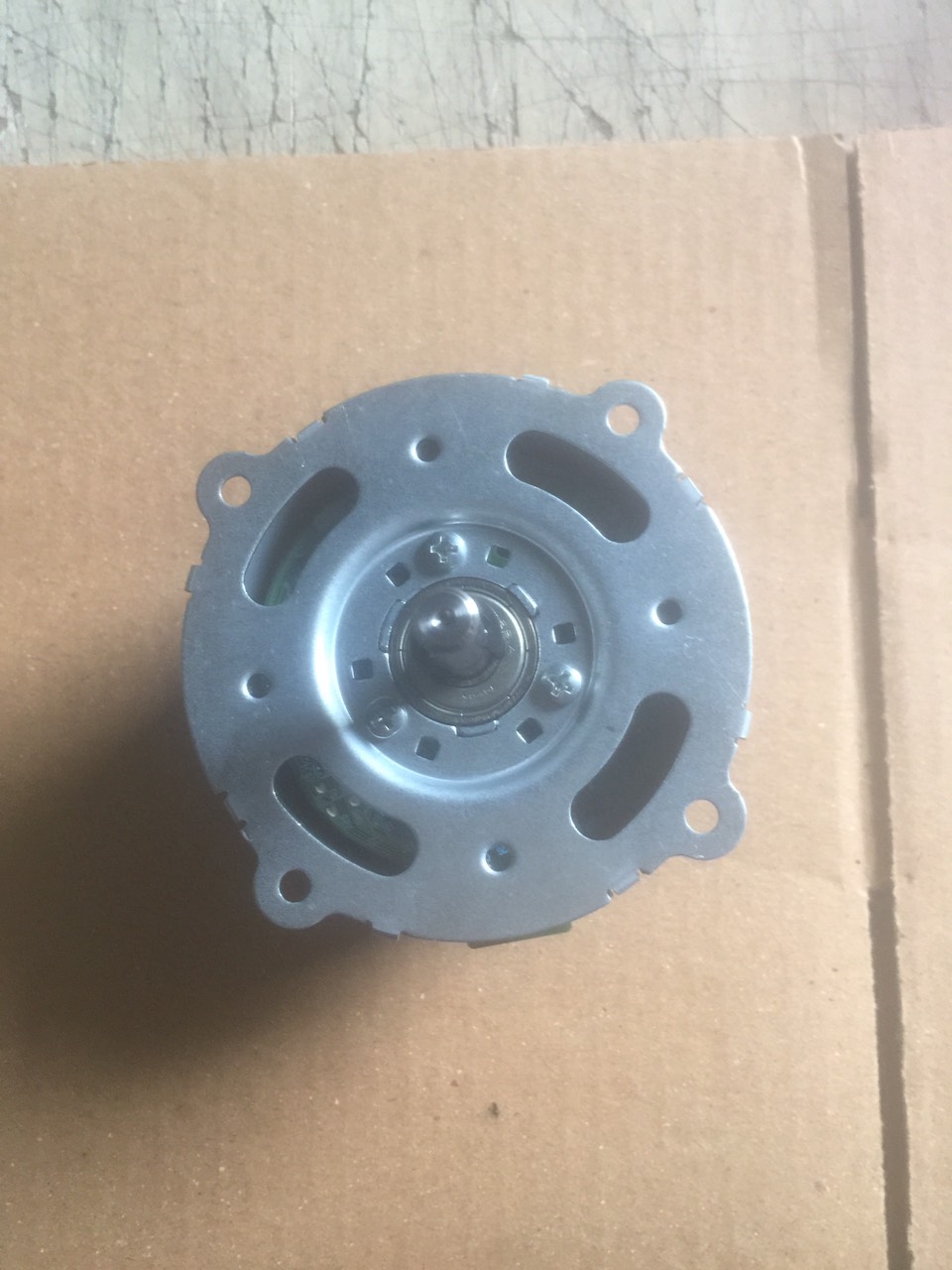[HCM]Motor quạt Midea AC120-18AR