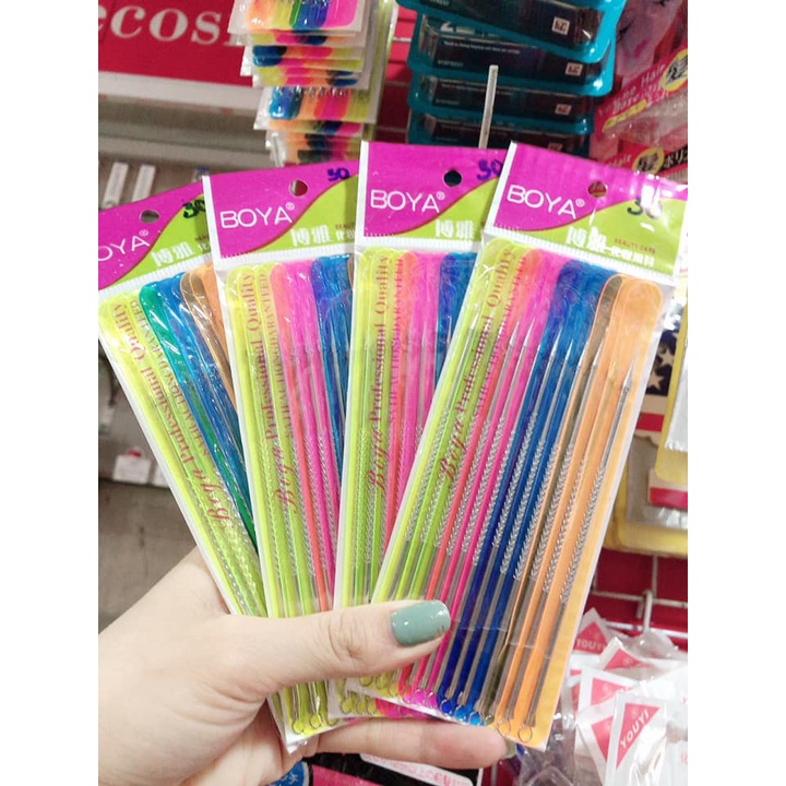 Vỉ Que Nặn Mụn 12 Chiếc