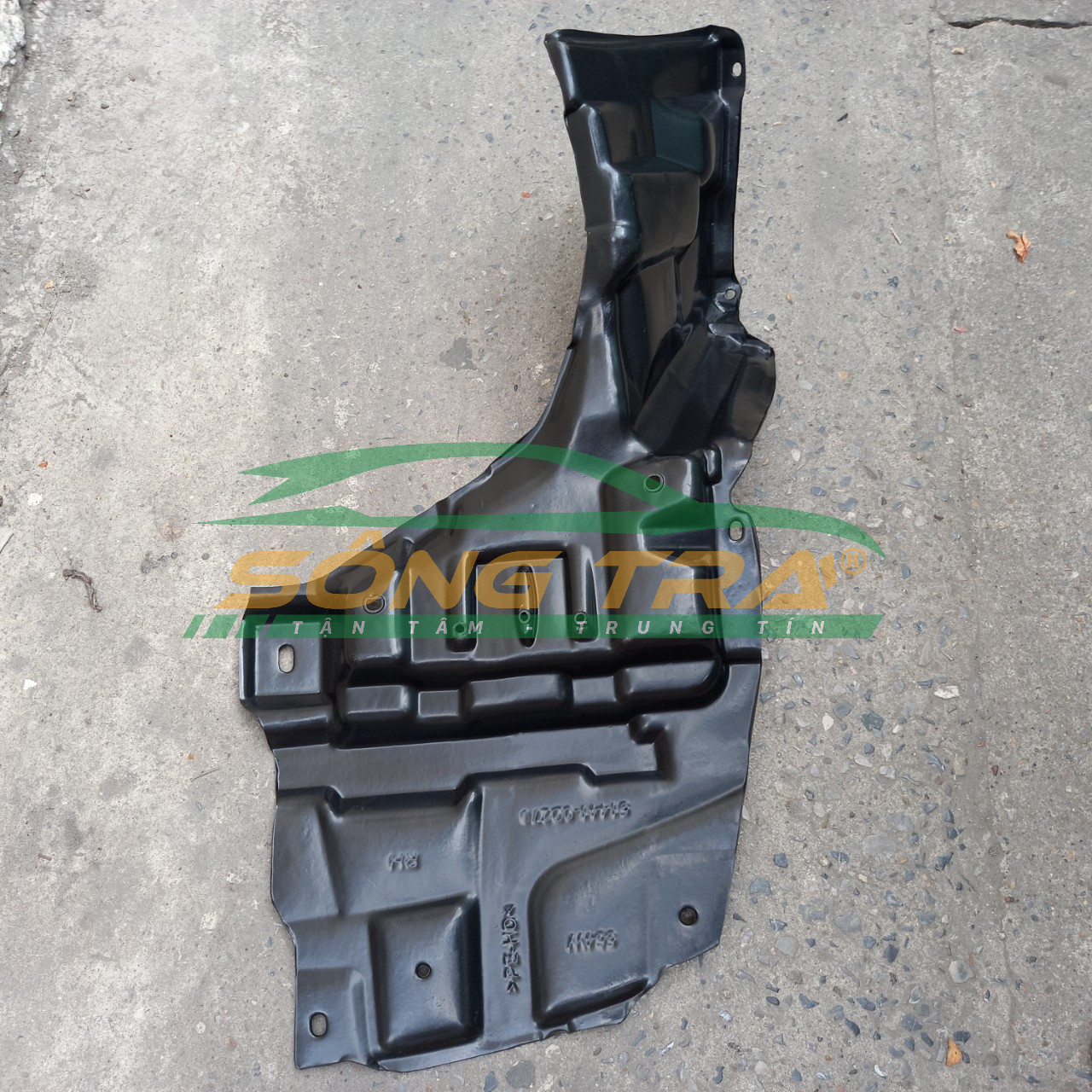 Chắn bùn gầm máy toyota vios 2014-2017 bên phải