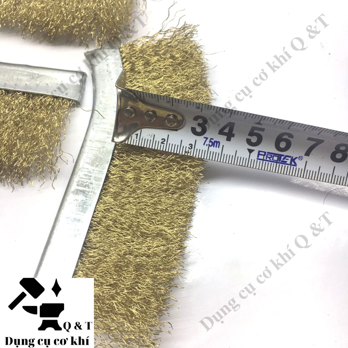 Chổi đánh rỉ cán đỏ cước đồng cầm tay đỏ
