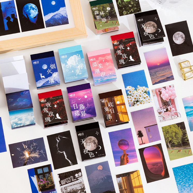 Cuốn 50 miếng sticker mẫu bầu trời rực rỡ