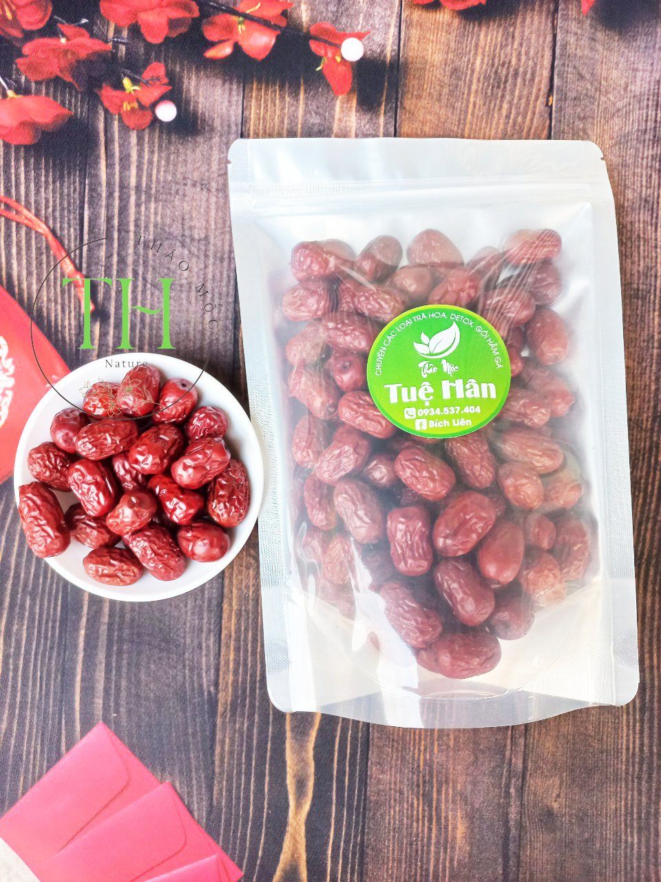 Táo Đỏ Tân Cương loại 1 cao cấp, ngọt, dày thịt, gói 500g, size trung chính hãng
