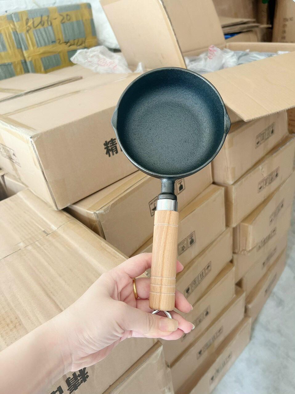 Chảo Nhỏ Làm Nóng Bằng Gang Mini đường kính 13cm