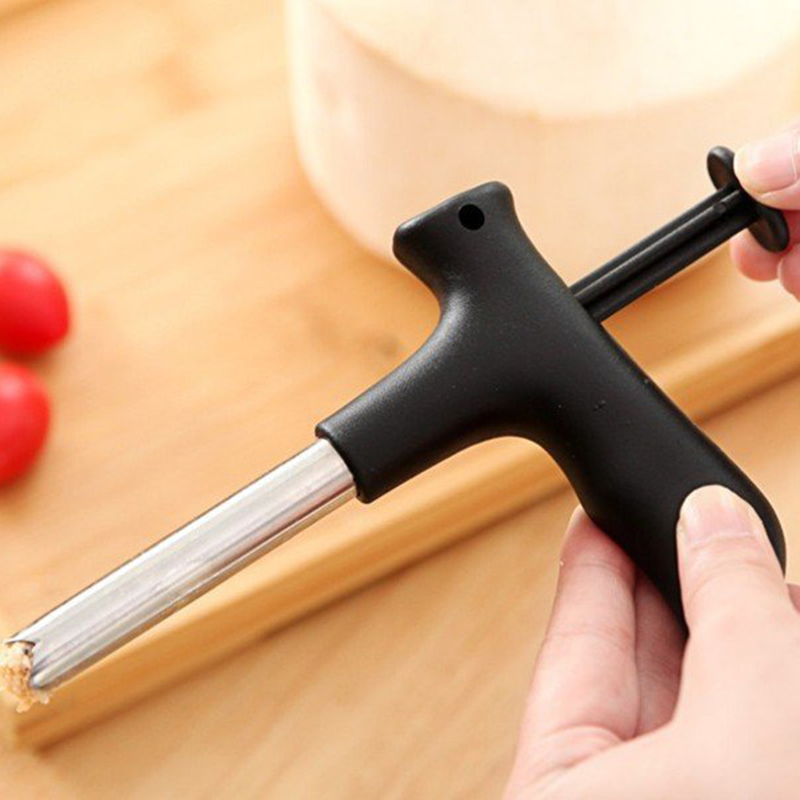 Dụng cụ khui dừa siêu nhanh