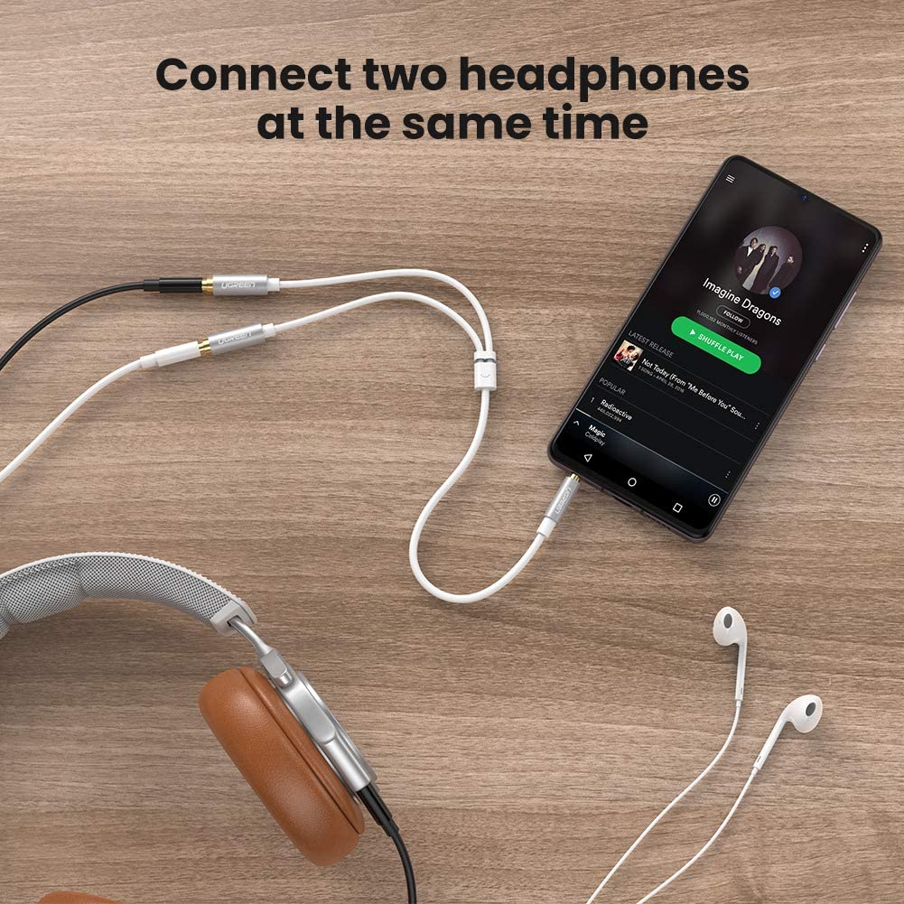 Cáp Audio 3.5mm 1 ra 2 UGREEN 10780