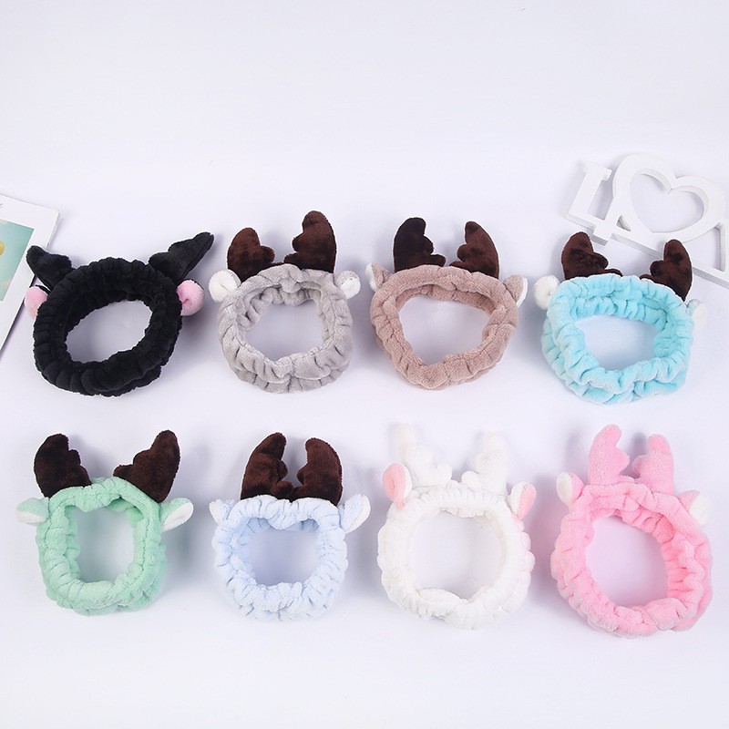 BĂNG ĐÔ NHUNG RỬA MẶT VÀ TRANG ĐIỂM HÌNH SỪNG TUẦN LỘC