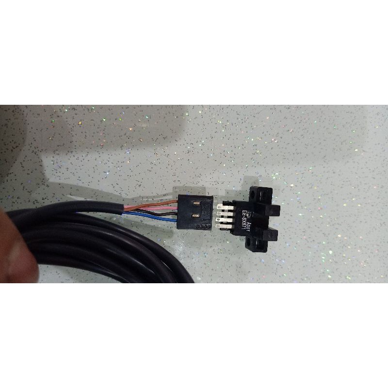 cảm biến quang EE-SX671 omron