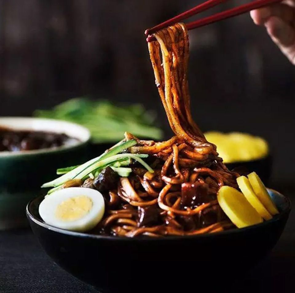 MÌ TRỘN TƯƠNG ĐEN KORENO HÀN QUỐC 115G