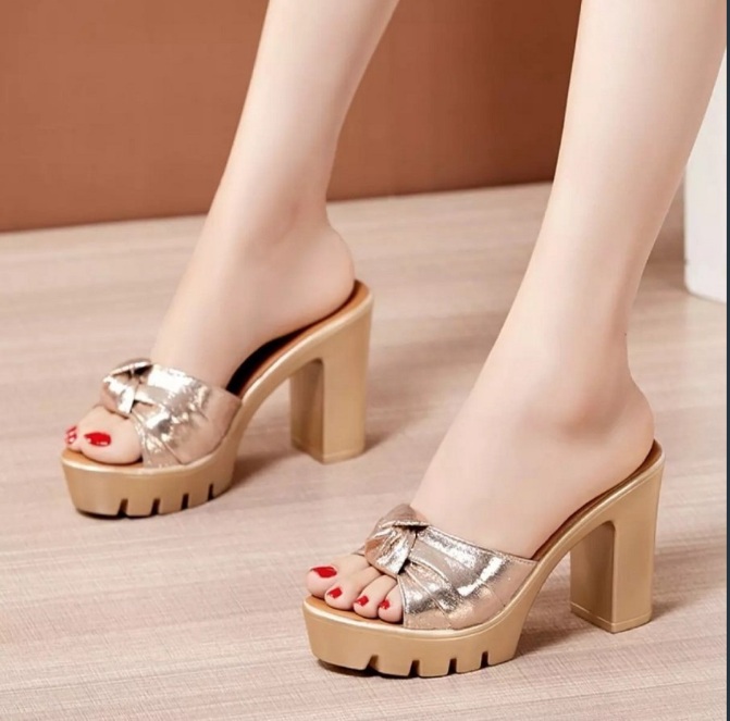Dép đế đúc quai nhũ nơ ấu