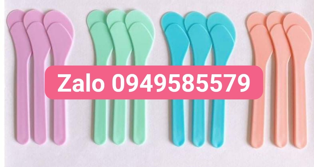 COMBO 100 QUE QUÉT MẶT NẠ (ĐỦ MÀU)