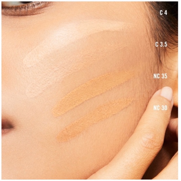 Kem Nền Studio Fix Fluid Foundation SPF 15