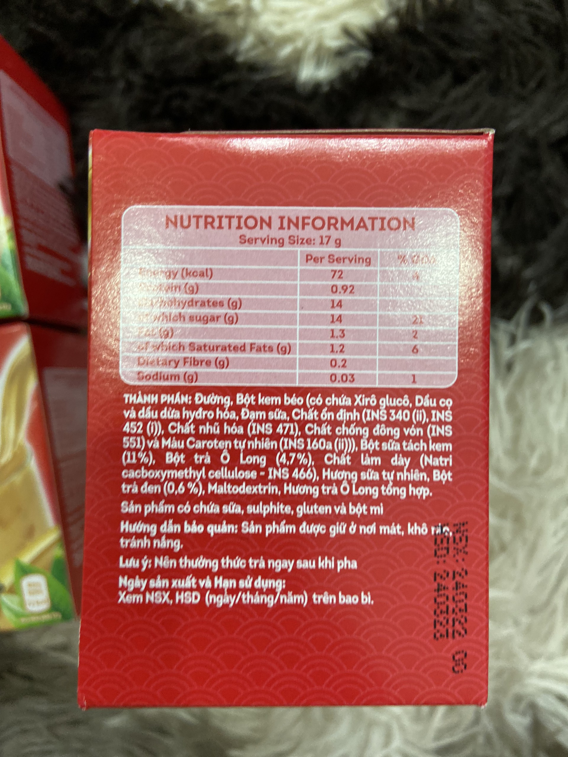 Trà sữa Olong Lipton hộp 136g (8 túix17g)