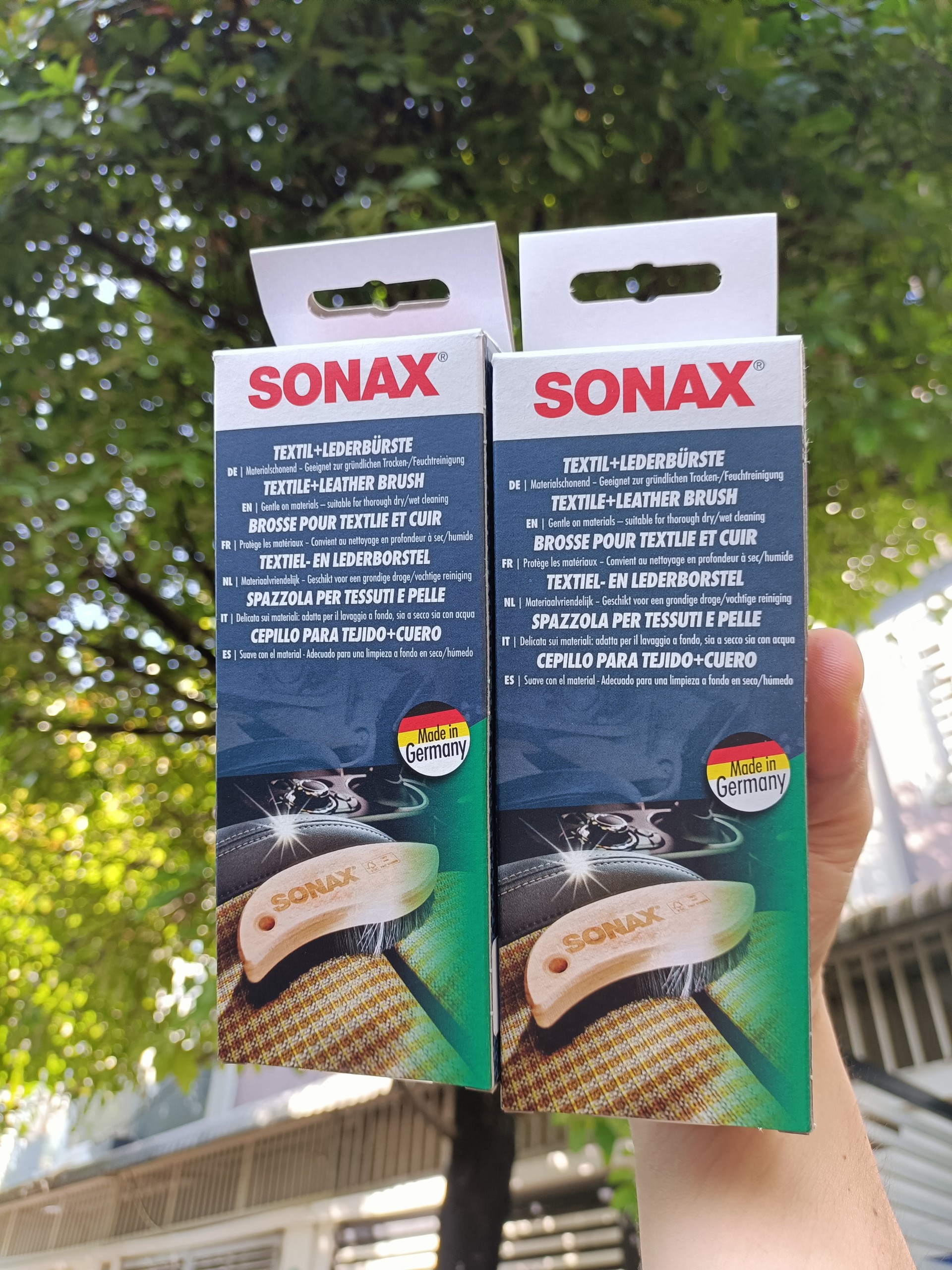 Bàn chải vệ sinh ghế da nội thất - Sonax textile & leather brush