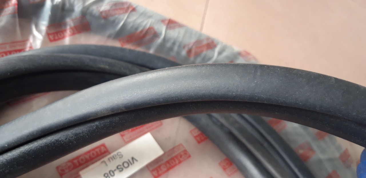 Gioăng thân xe cánh cửa Vios 02-13 (Gía 1 Chiếc) OEM