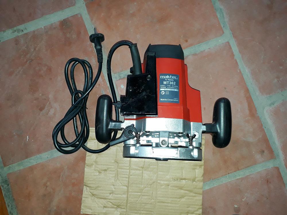 MÁY PHAY GỖ MAKTEC-MT362