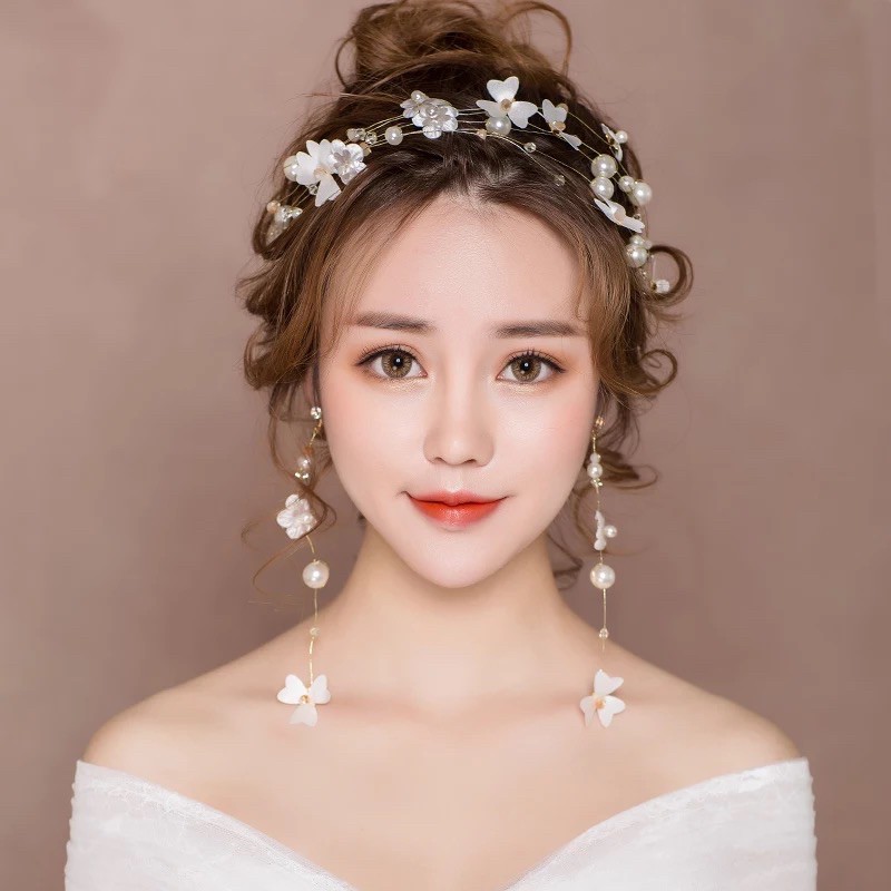Cài tóc cô dâu dải hoa