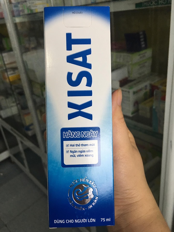NƯỚC XỊT RỬA MŨI XISAT XANH 75ML