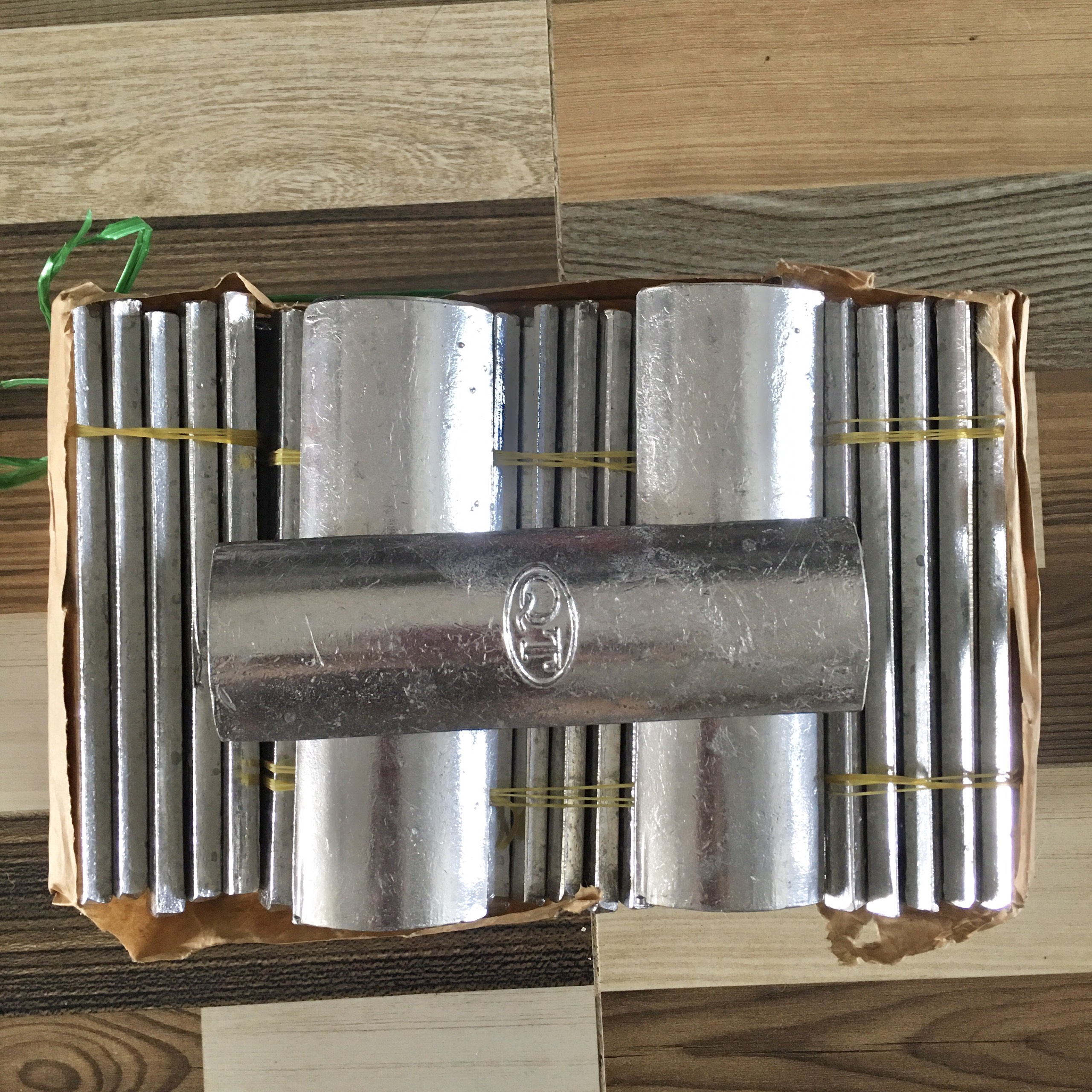 [HCM] Cây đập đá, dụng cụ đập đá bằng gang