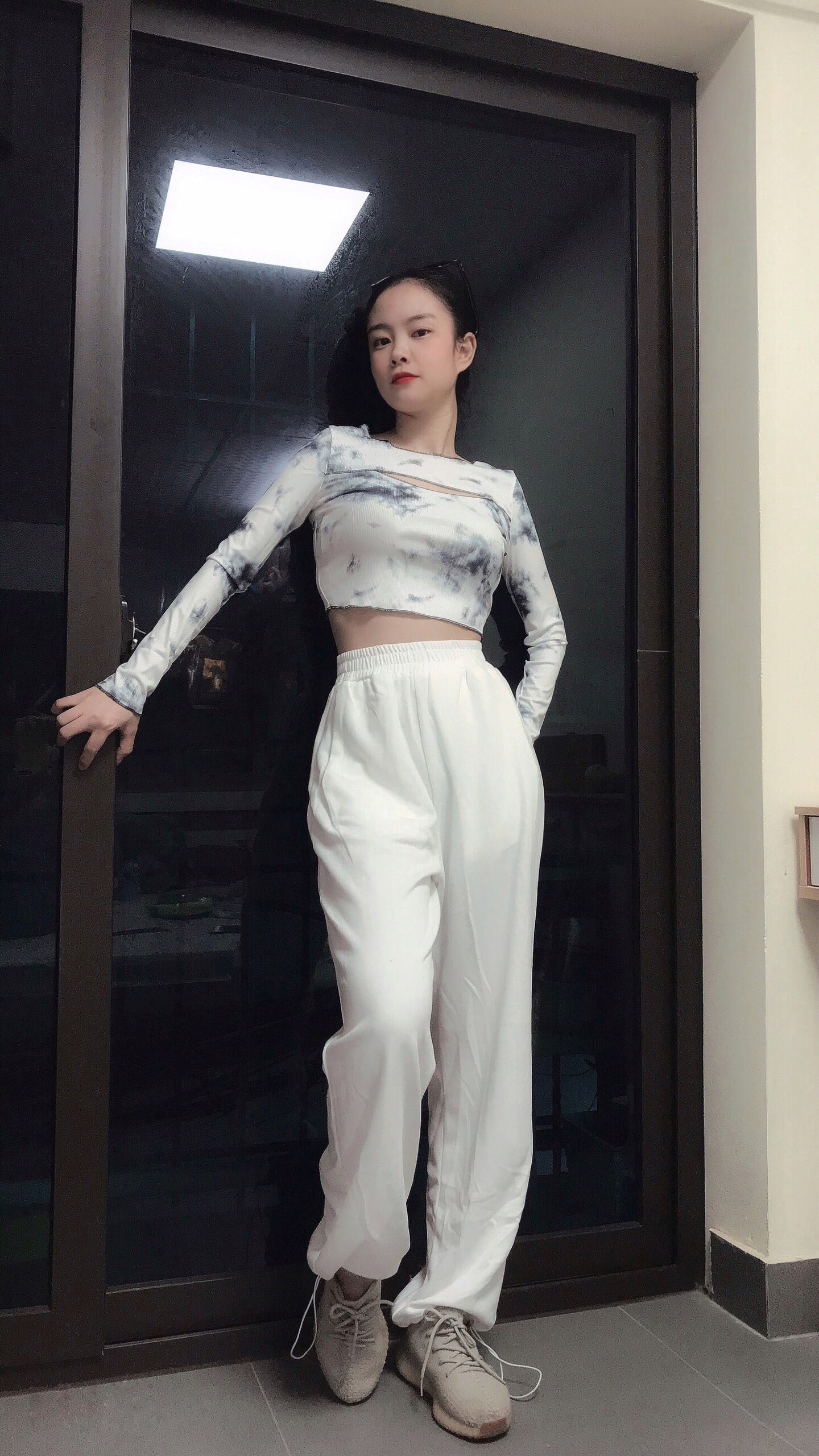 Quần jogger nữ pant rút ống  ( Màu Trắng )