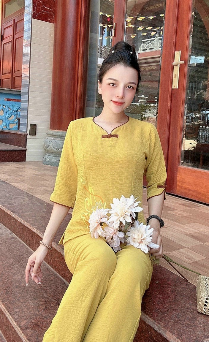 đồ lam đi chùa - mẫu cổ là trầu ( vãi đũi )
