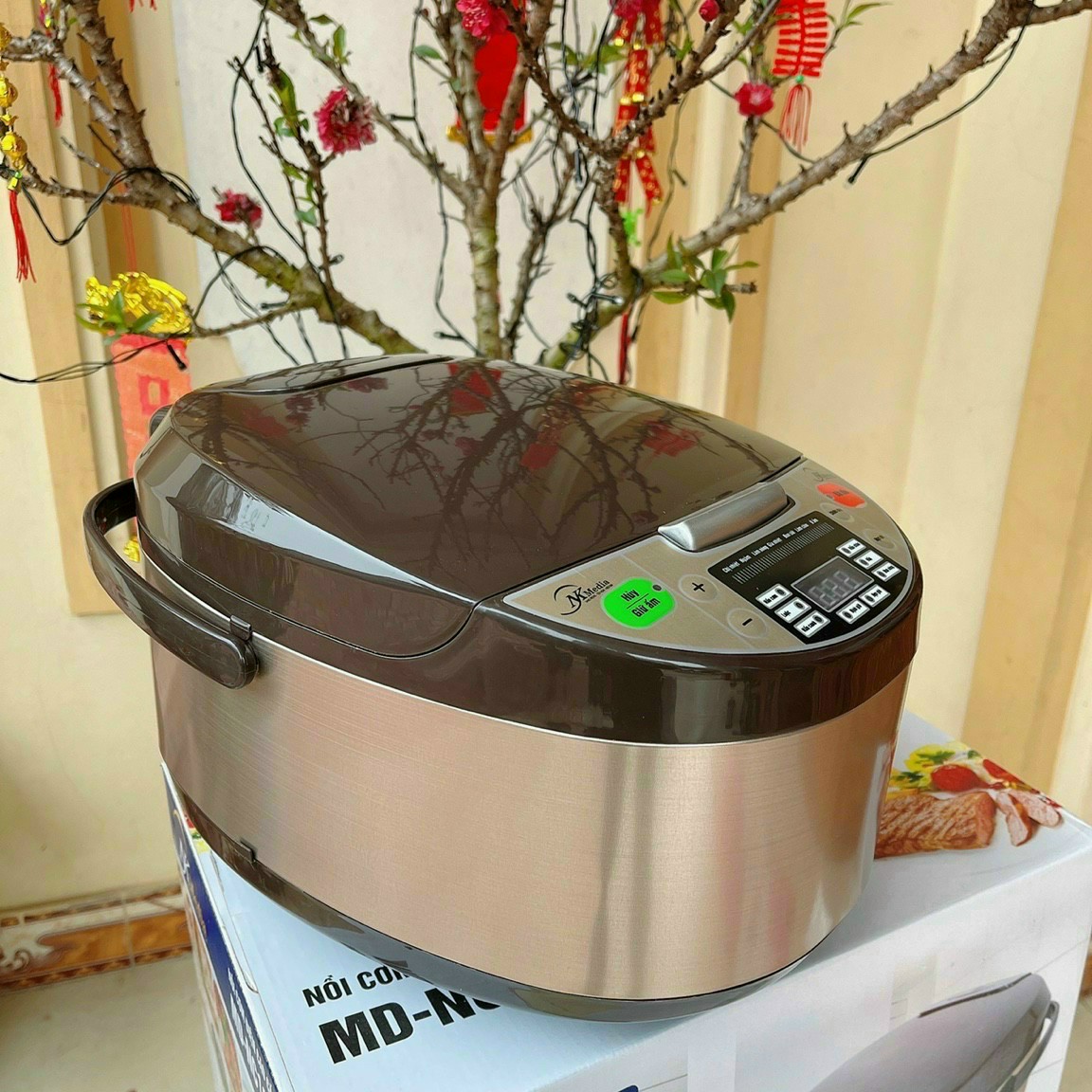 Nồi cơm điện tử Media MD dùng tích 1.8L