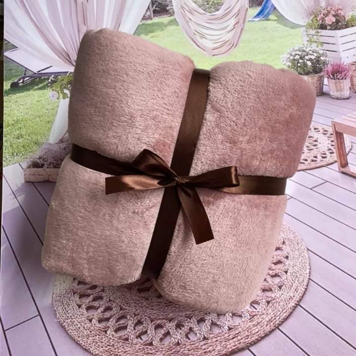 MỀN LÔNG TUYẾT THÁI LAN 1m8x2m2