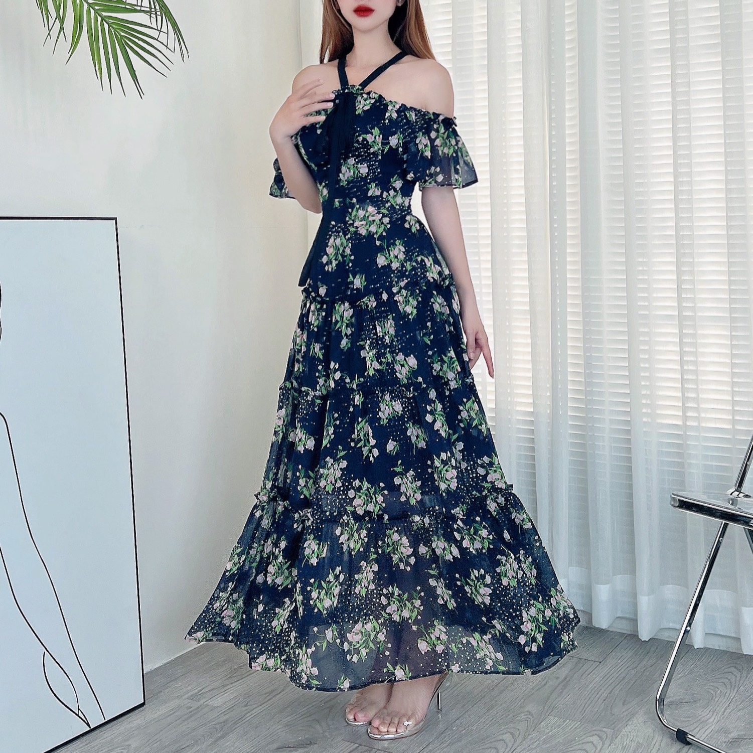 Đầm maxi hoa tay rớt cổ yếm MIMIX CB7230