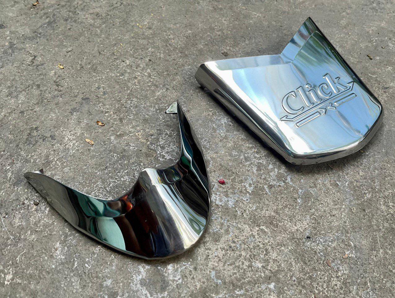 Click 110 Stainless Steel Tailgate Set