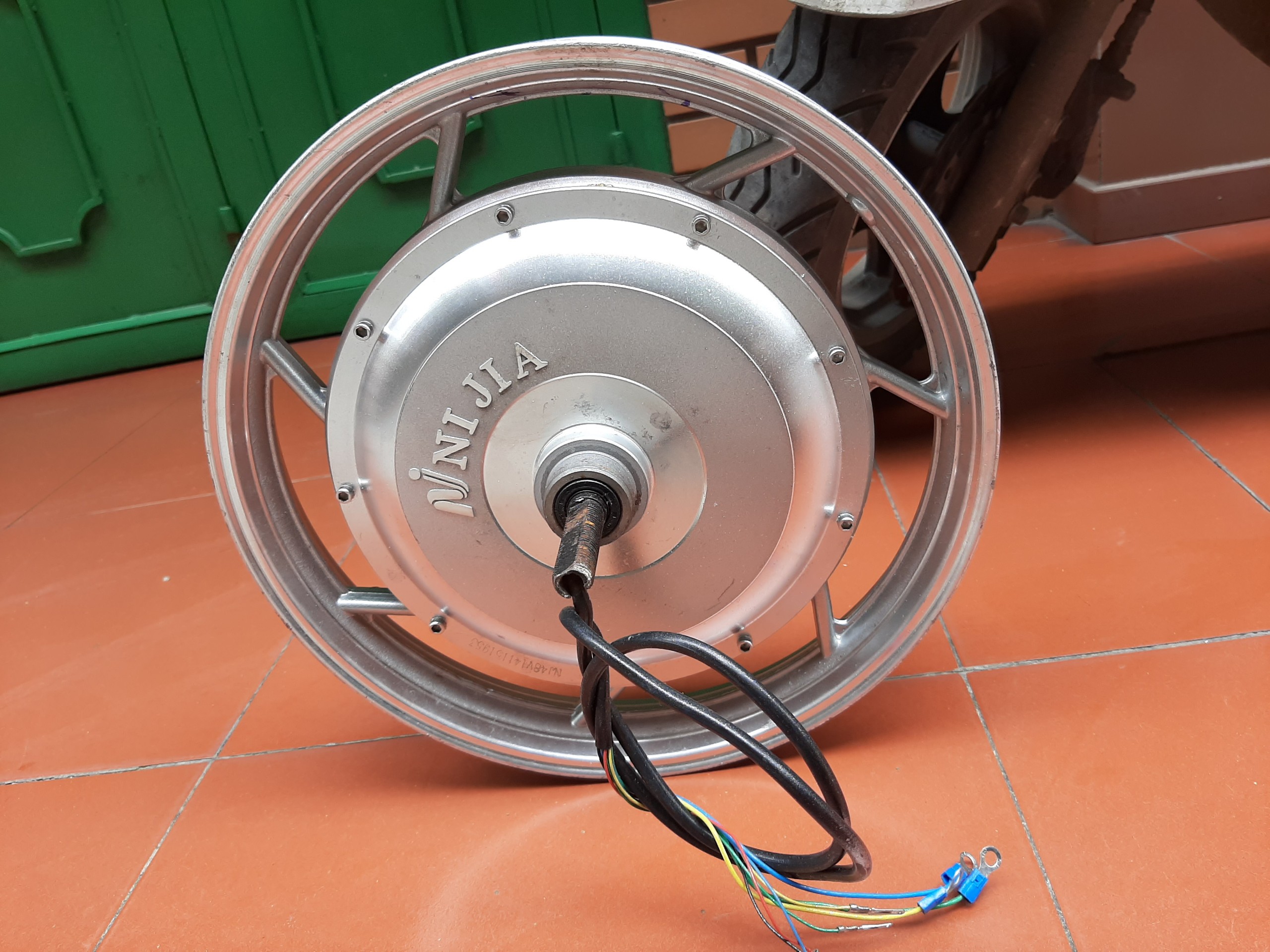 Động cơ xe điện tháo xe Nijia 16x3.0