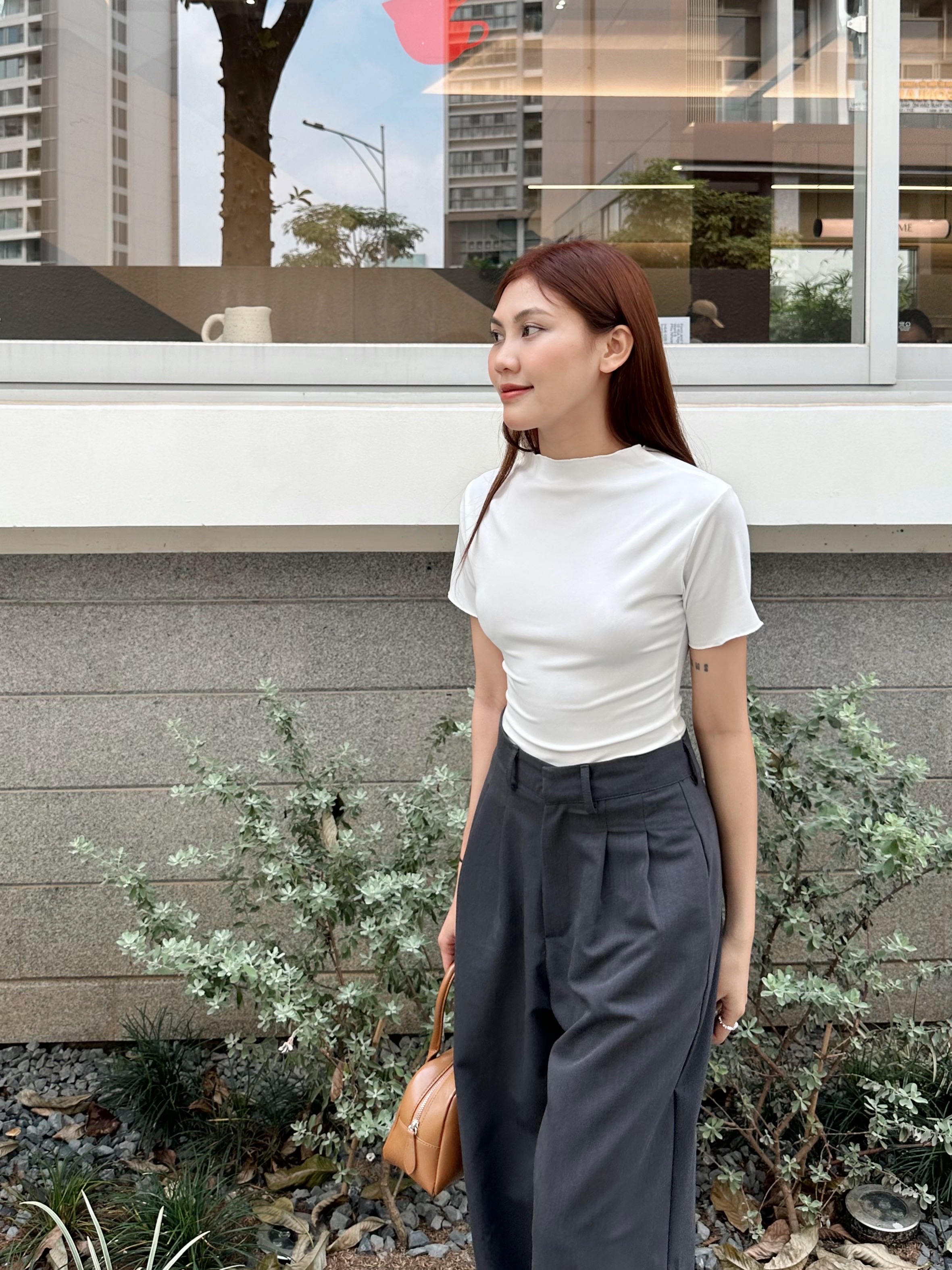 Áo thun ôm baby tee cuốn biên hack eo - 𝐂𝐚𝐦𝐢 𝐓𝐞𝐞