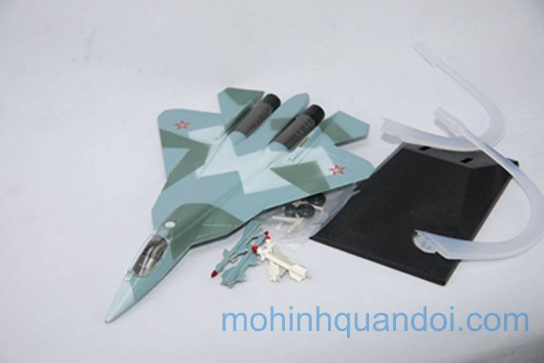 Mô Hình Tĩnh Su-57 Cờ KQVN Dài 32cm ABS