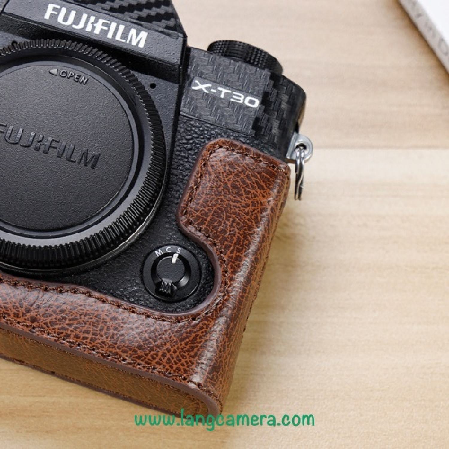 Bao da Halfcase Fujifilm XT10, XT20, XT30 - Mẫu Mới