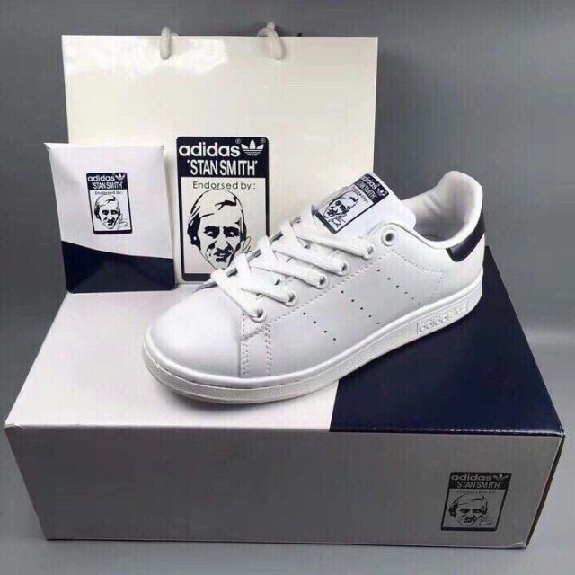 Giày Sneaker ông già smith màu trắng gót đen ( Full box+ phụ kiện)