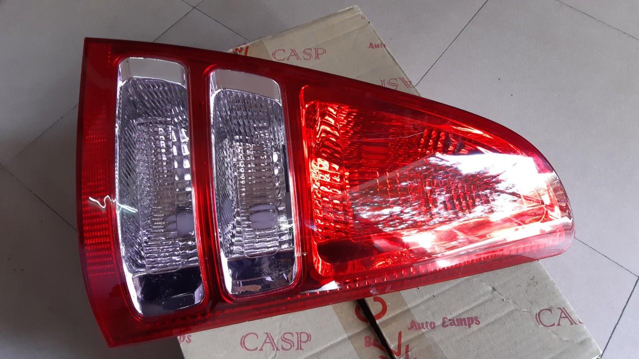 Đèn hậu Innova 05-07 (Vế Trái, Vế Phải, Giá 1 Chiếc) OEM