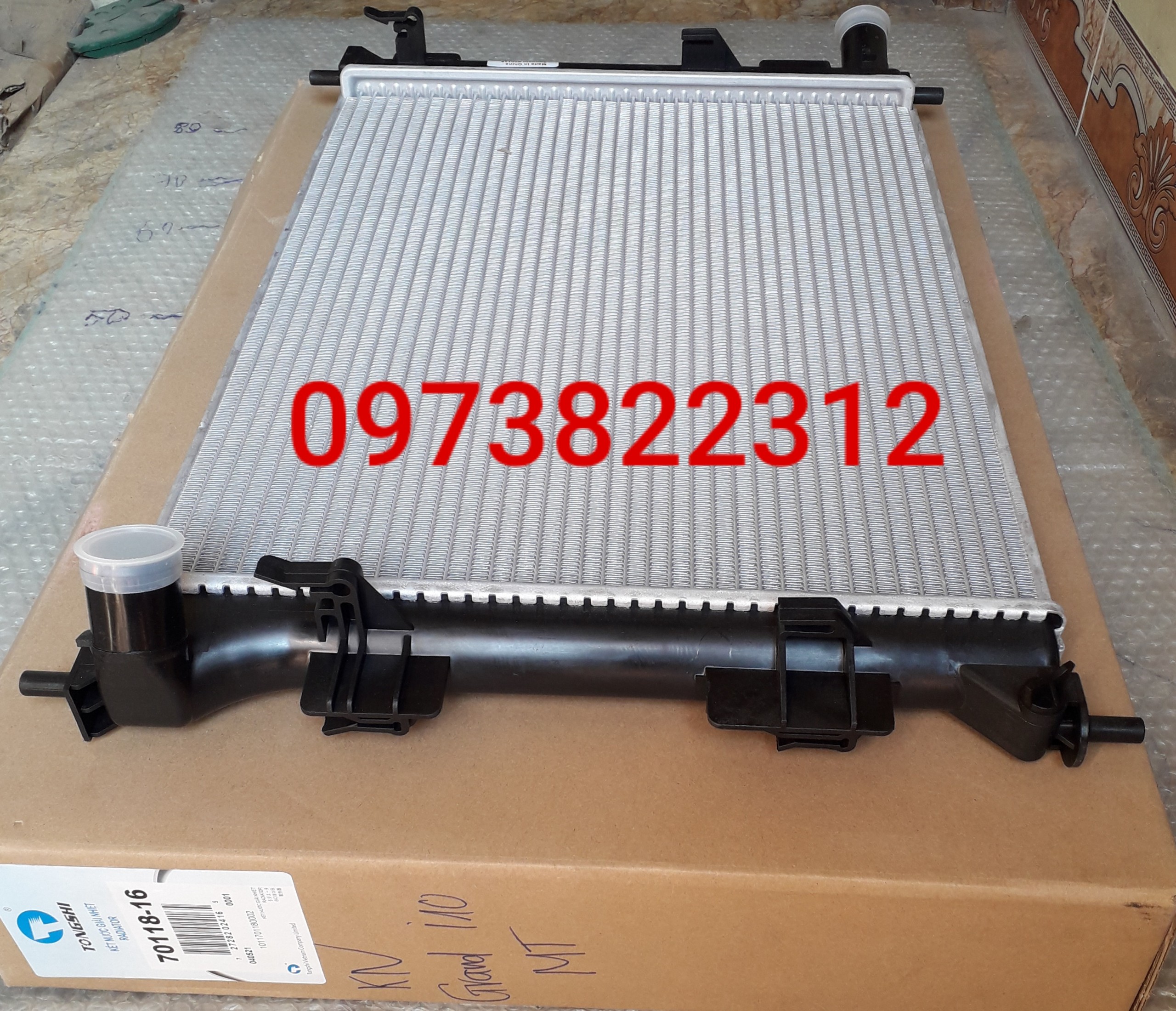 Két nước Grand i10 MT ( Giá 1 Chiếc )