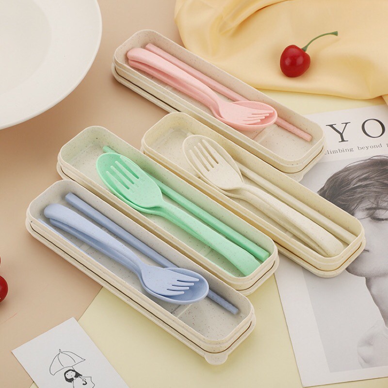 Bộ Thìa,Dĩa,Đũa,Muỗng Cá Nhân Bằng Lúa Mạch Có Hộp Đựng