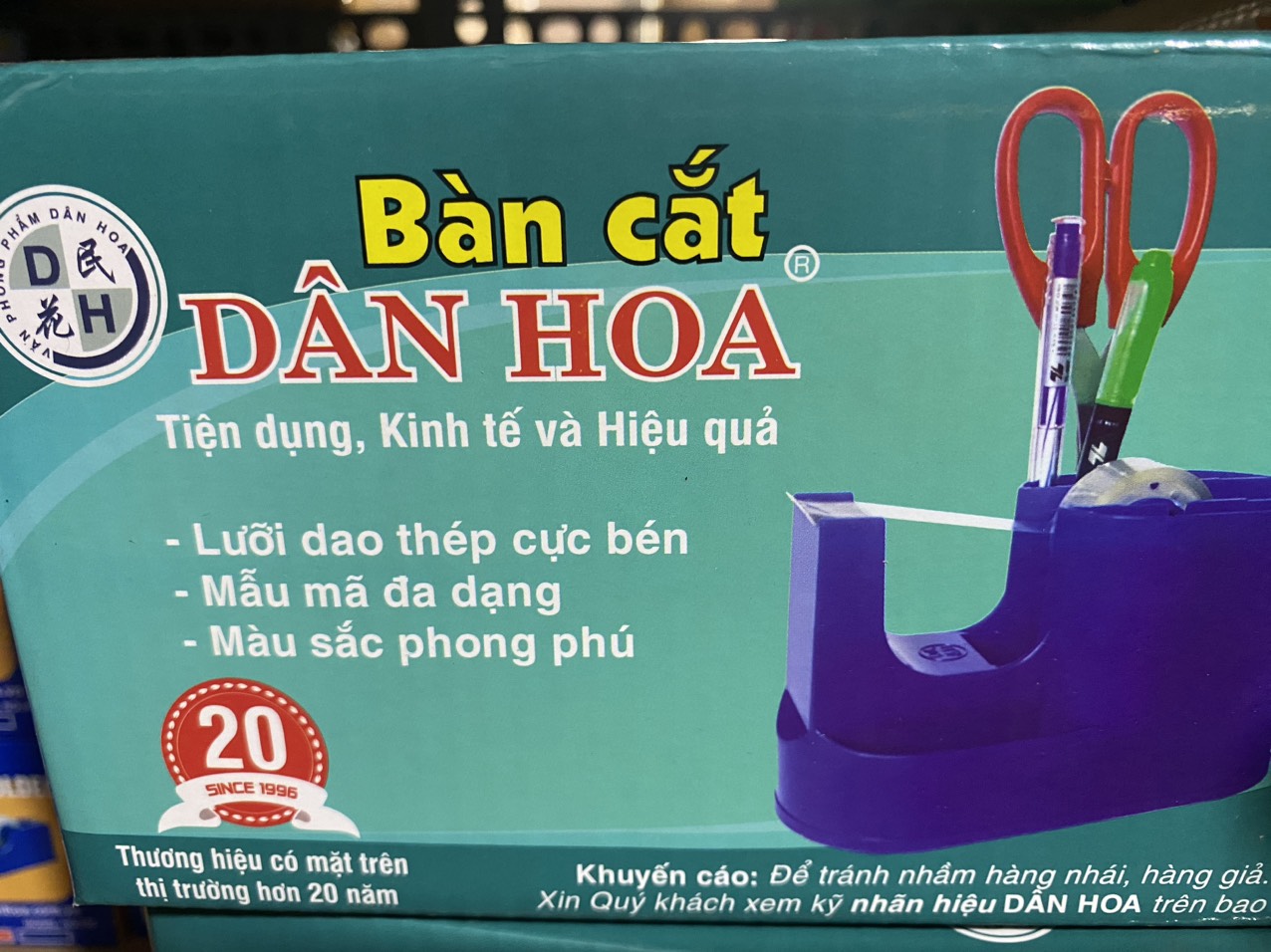 Cắt keo để bàn - Dân Hoa 400 ( Màu Ngẫu Nhiên )