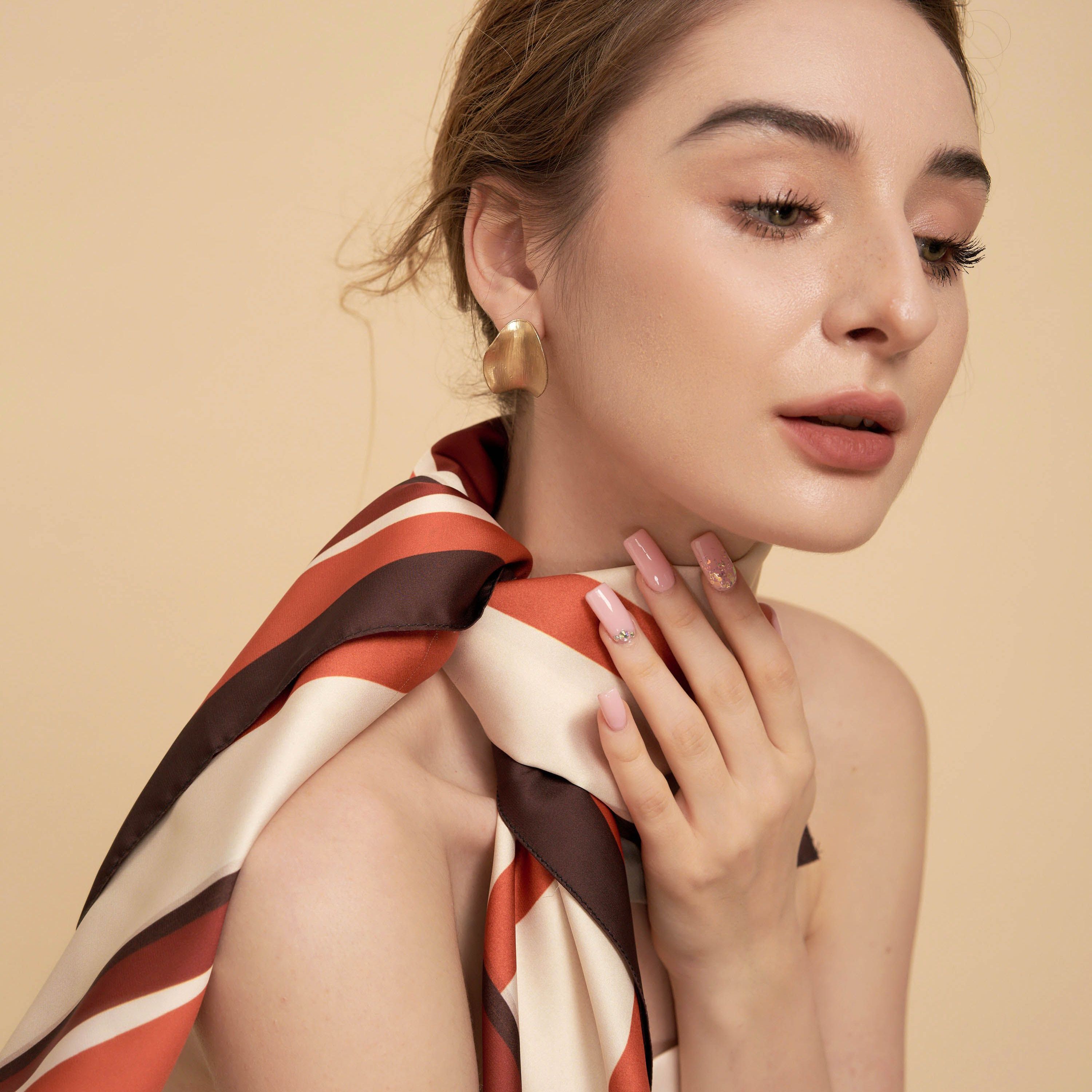 Oceana London - Khăn lụa vuông Malina Scarf