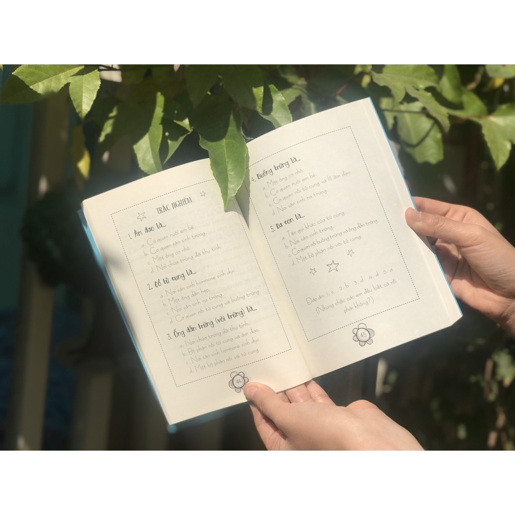 SÁCH - Tuổi dậy thì - Từ "Cô bé" đến "Cô nàng"