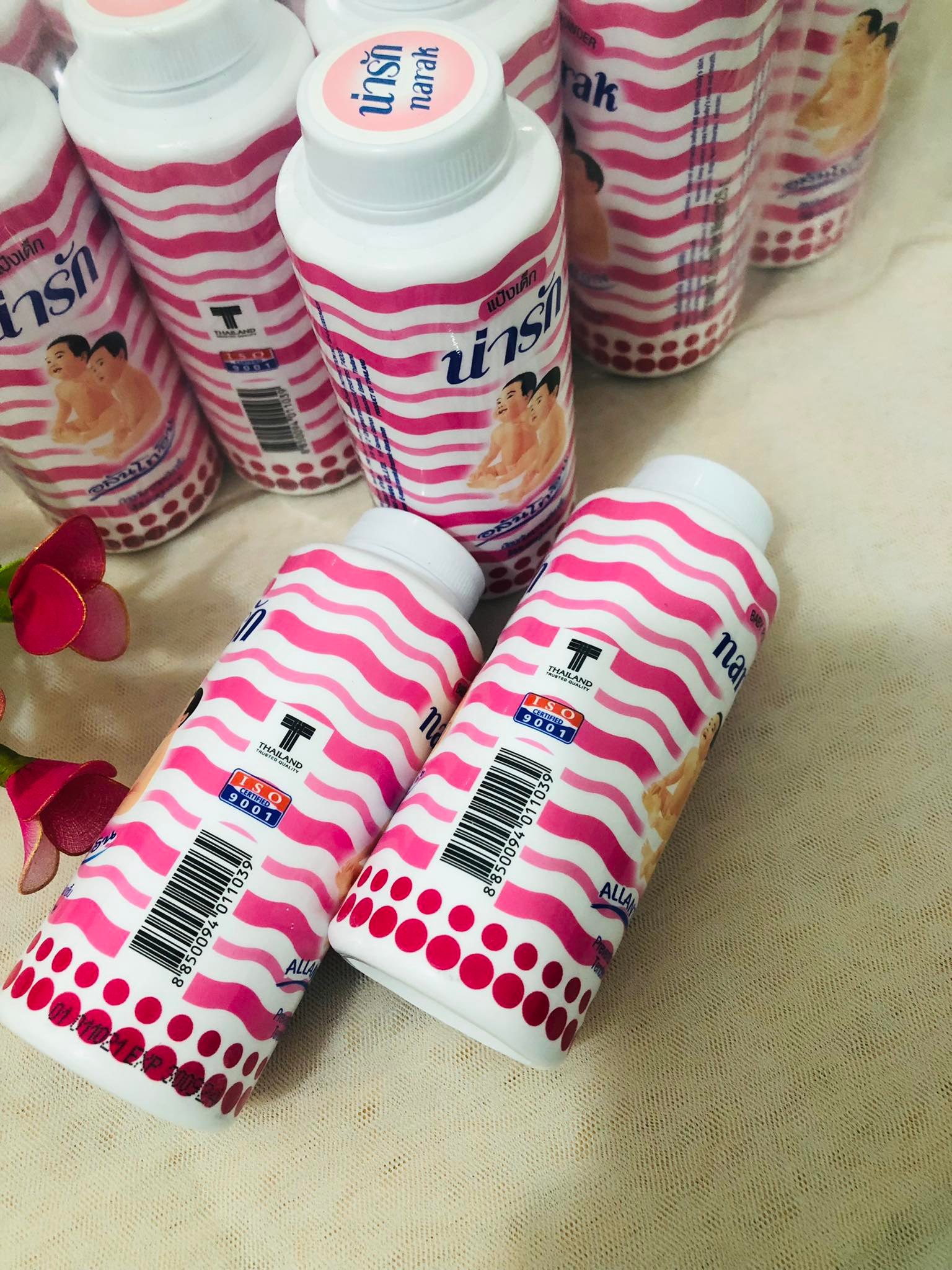 Combo 2 chai Phấn rơm em bé  Narak Thái Lan 25g